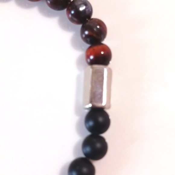 Men"s Tiger Eye/Black stone look Bracelet - Picture 5 of 7